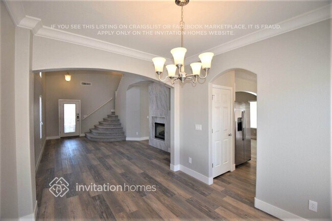 Building Photo - 3933 Country Lights St