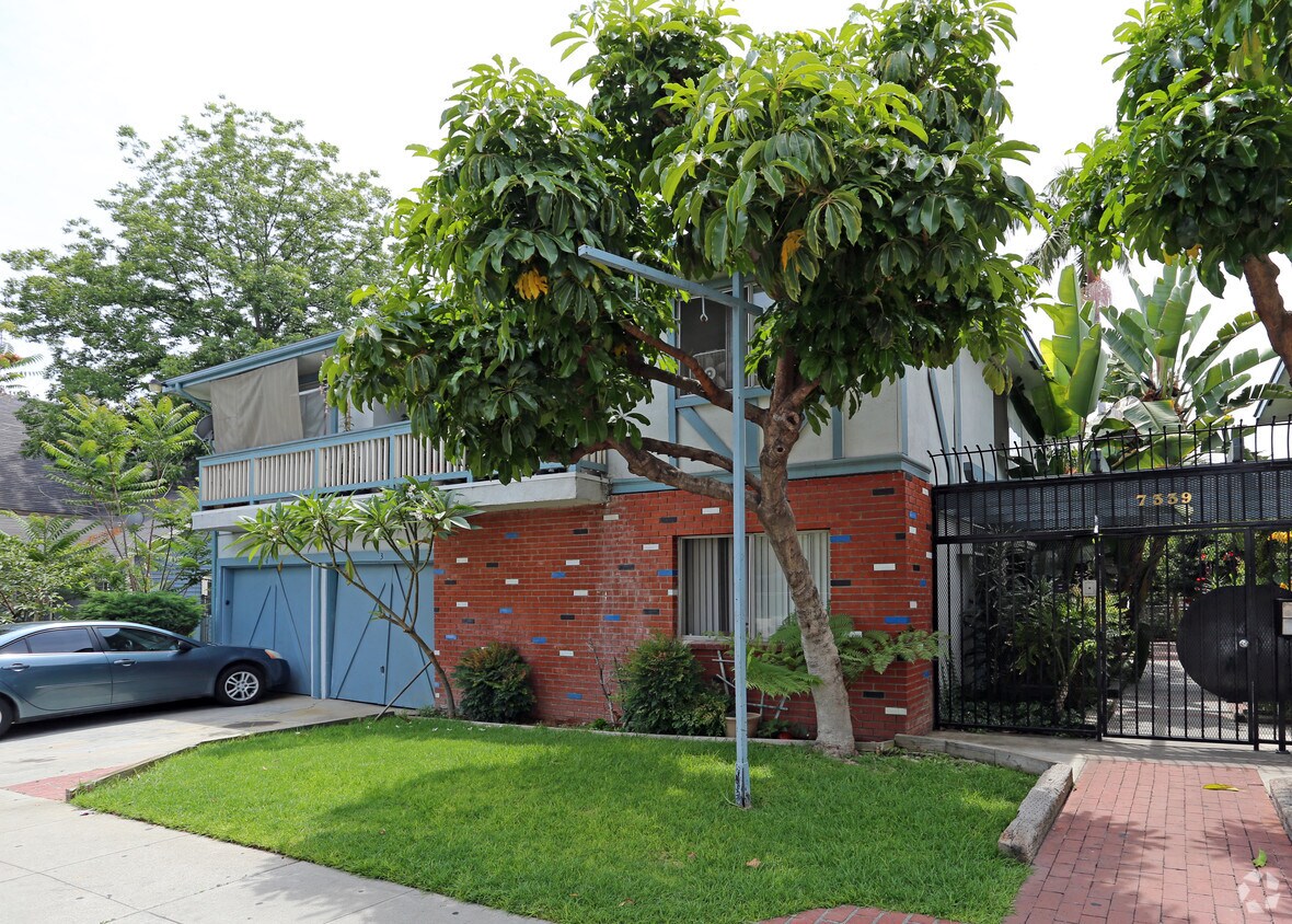 Foto del edificio - Milton Terrace Apartments