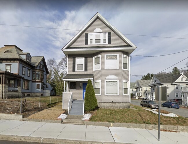 Foto del edificio - 585 Haverhill St