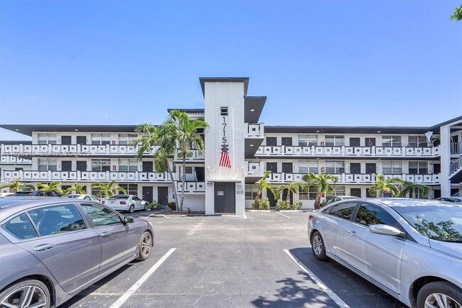 Foto del edificio - 1715 N 16th Ave