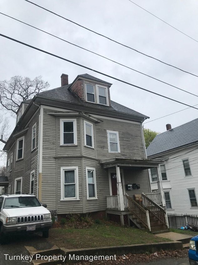 Primary Photo - 74 Bellevue Ave