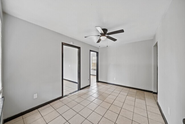 Foto del edificio - 1012 Ann St