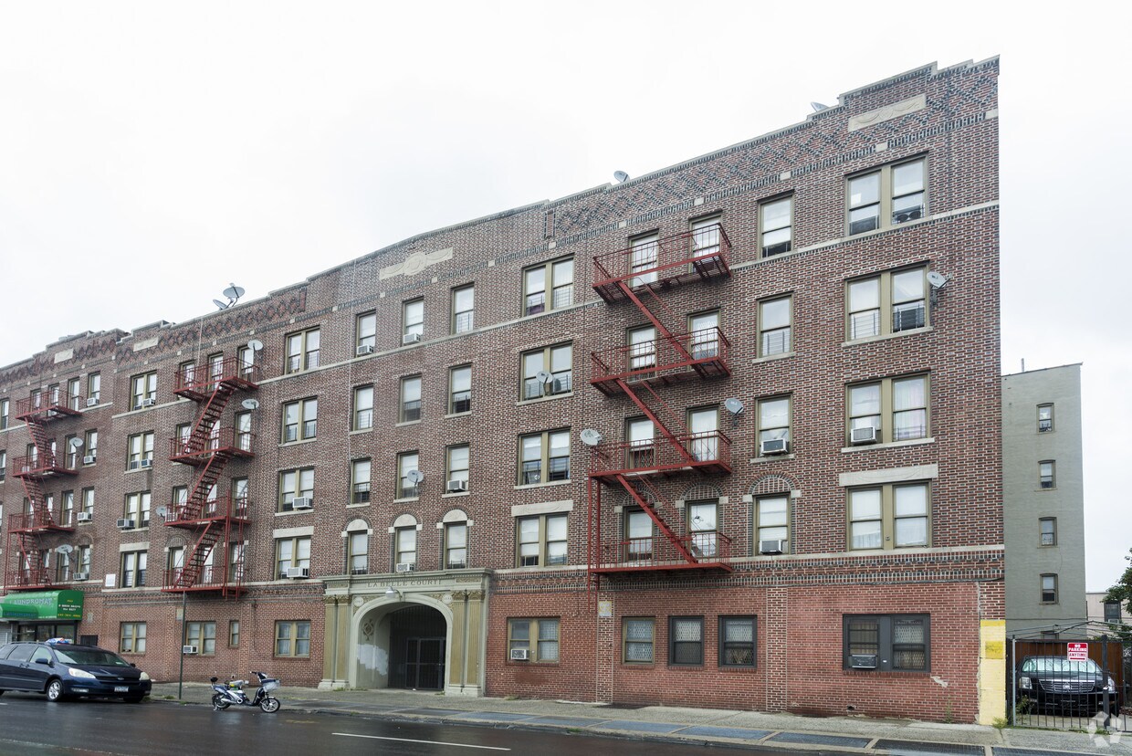 Primary Photo - 1567-1575 Nostrand Ave