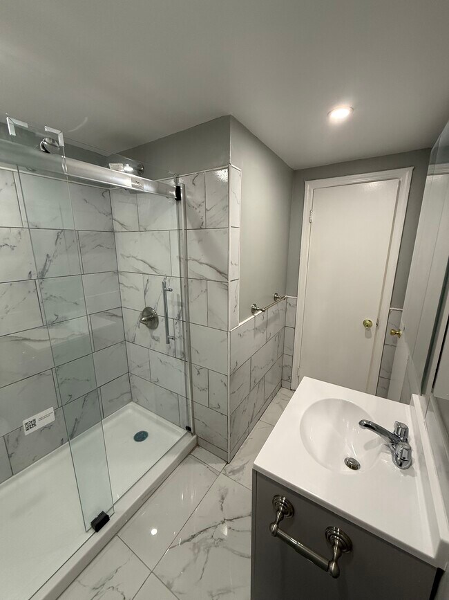 Foto del edificio - 214 Columbia St