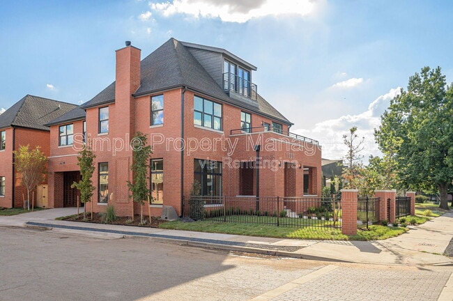 Foto del edificio - 1500 NW 16th St