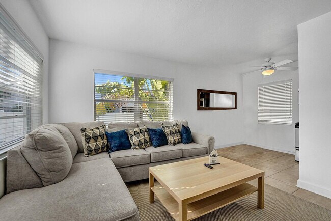 Foto del edificio - 335 Desoto St