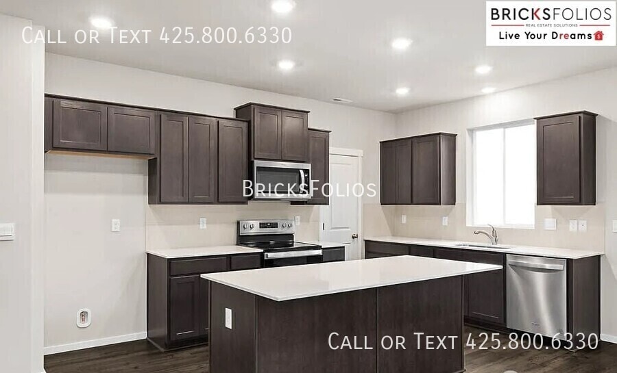 Primary Photo - 10658 187th St Ct E
