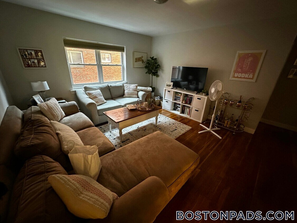 Foto principal - 63 Selkirk Rd