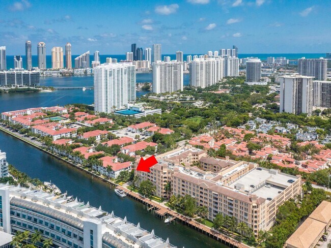 Foto del edificio - 3001 NE 185th St