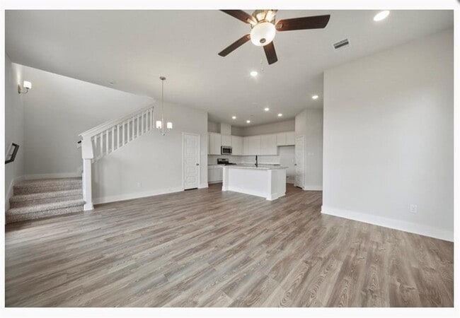 Building Photo - 11411 Waterford Spg Trl