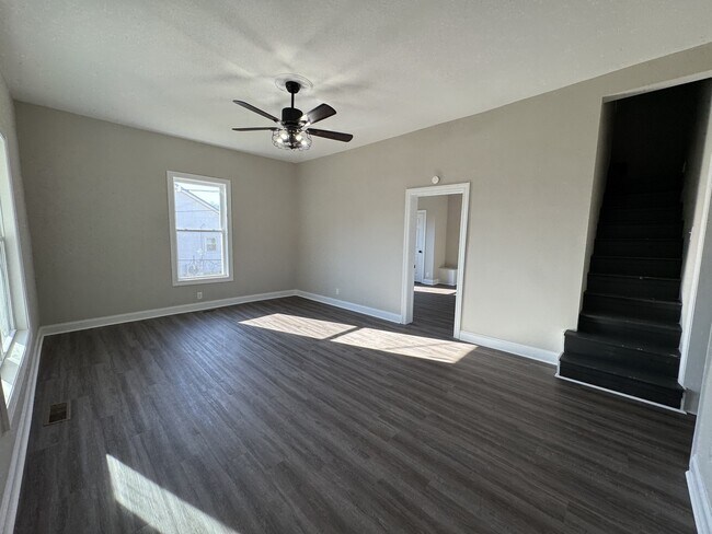 Foto del edificio - 122 N Vine St