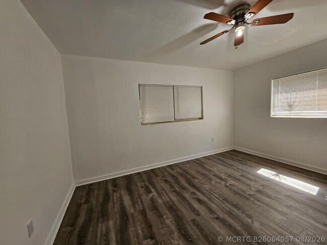 Foto del edificio - 1732 SW 21st Ter