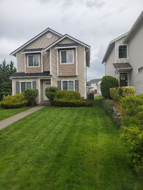 Foto del edificio - 17602 108th St Ct E