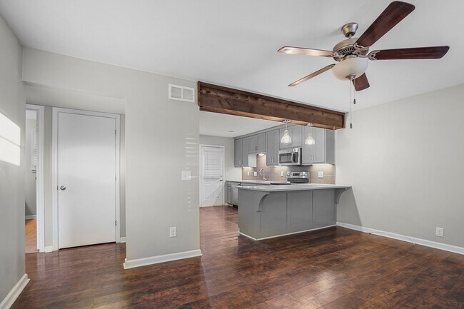 Foto del edificio - 212 Morganmeade Ct