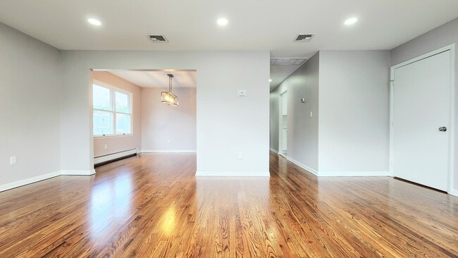 Bright & Open - 223 Miller Ave
