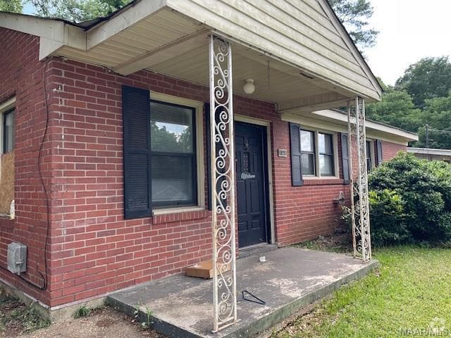 Building Photo - 1746 Yarbrough St
