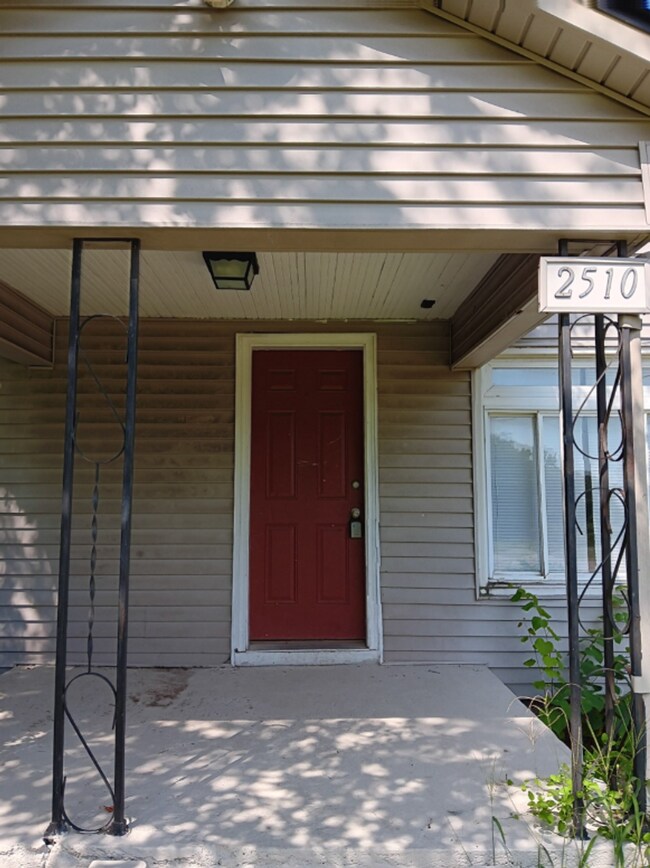 Foto del edificio - 3 bedroom, 1 bathroom home located in Jopl...
