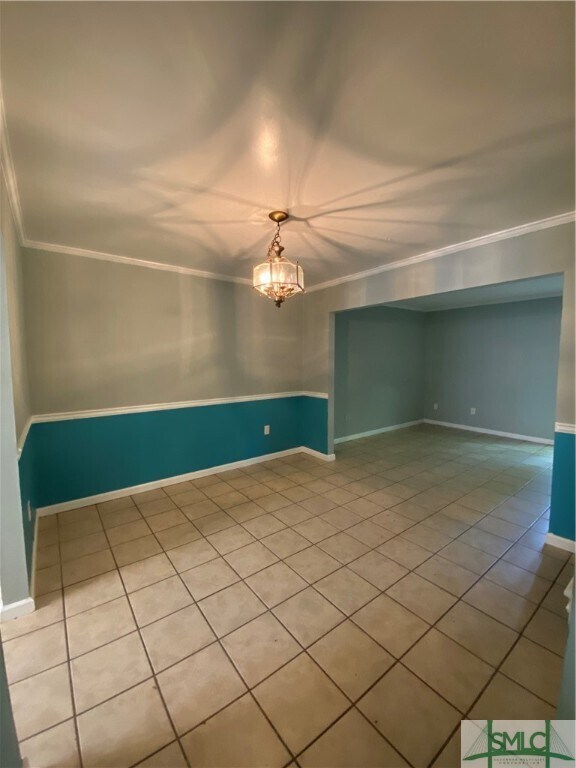 Building Photo - 527 Tibet Ave