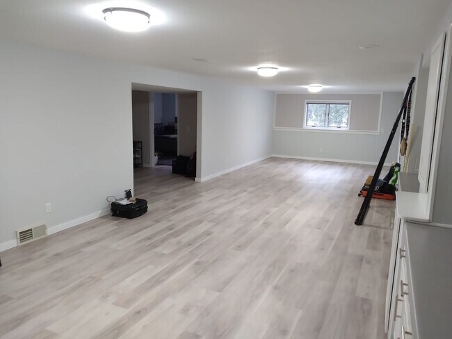 Foto del edificio - 702 Westward Dr