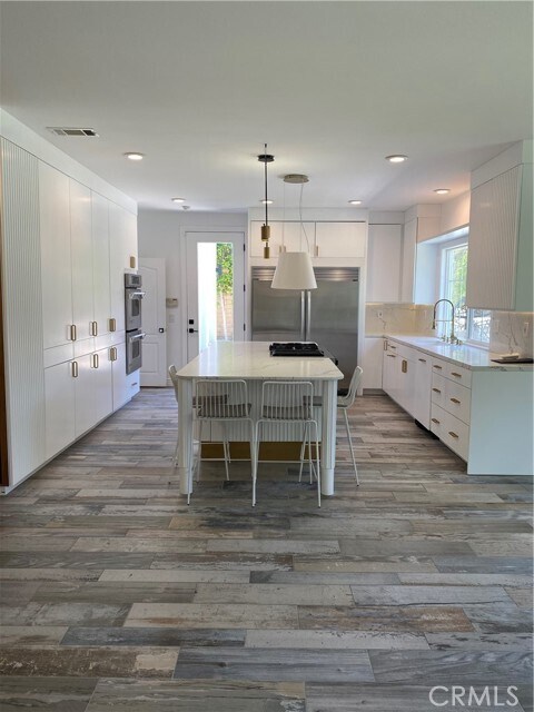 Foto del edificio - 17401 Oak Creek Ct