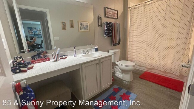 Foto del edificio - 4 br, 3 bath House - 4633 Academic Lane