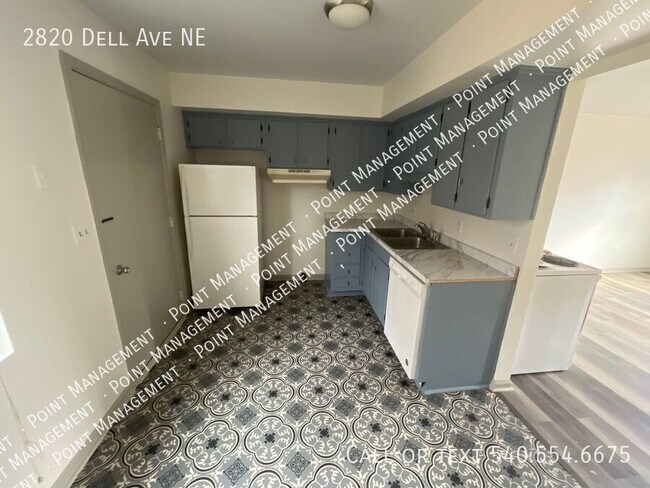 Foto del edificio - 2820 Dell Ave NE