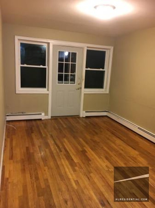 Foto principal - 6506 163rd St