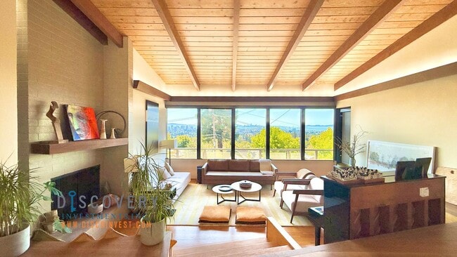 Building Photo - Elegant Piedmont Retreat with Expansive Ba...
