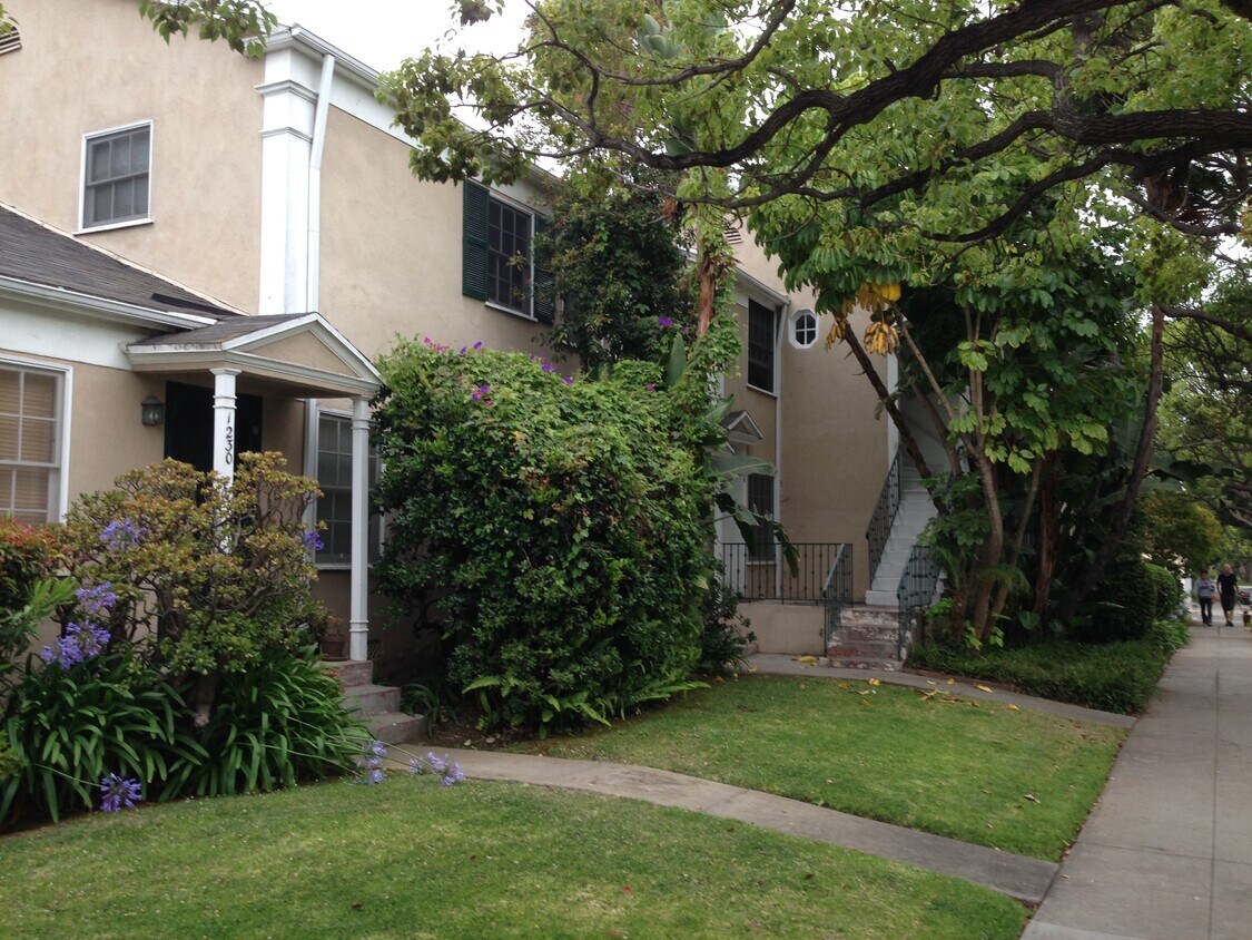 Foto principal - 1226 Washington Ave