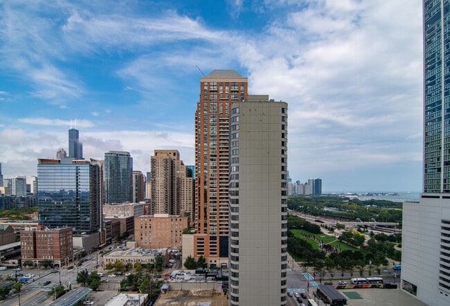 Building Photo - 1250 S Michigan Ave