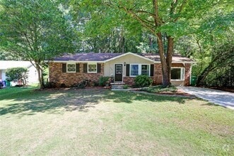 Building Photo - 2968 Fantasy Ln