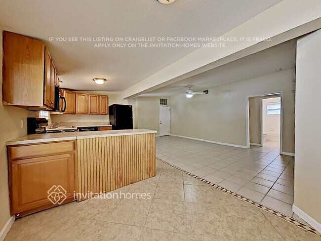 Foto del edificio - 8856 67th St