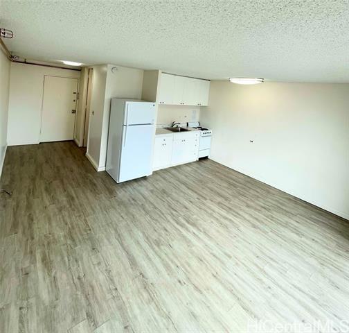 Building Photo - 1650 Kanunu St