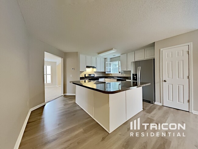 Foto del edificio - 230 Ridge Pointe Dr