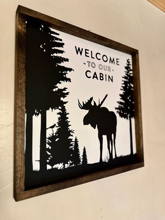 Foto del edificio - ** SEASONAL RENTAL ** YOUR ALASKAN CABIN I...