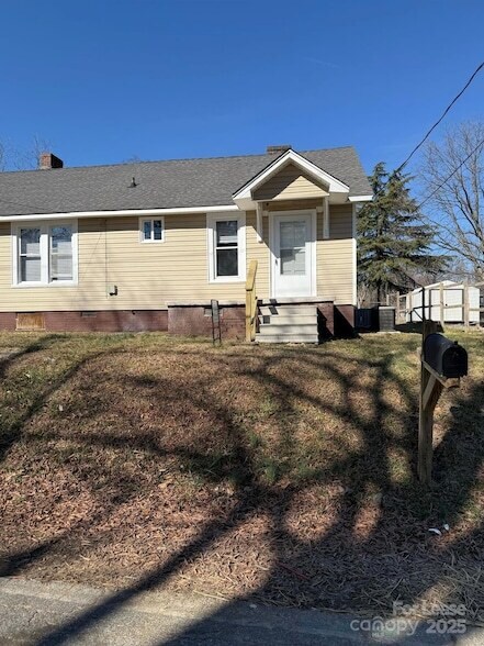 Foto principal - 301 Plymouth St