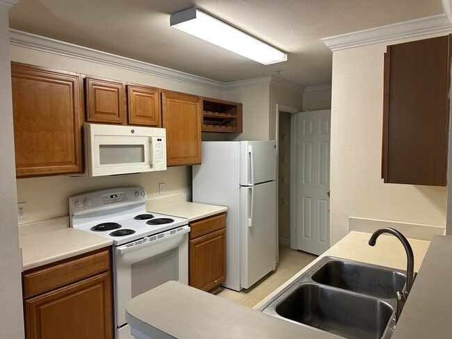 Building Photo - 18161 Sterling Gate Cir