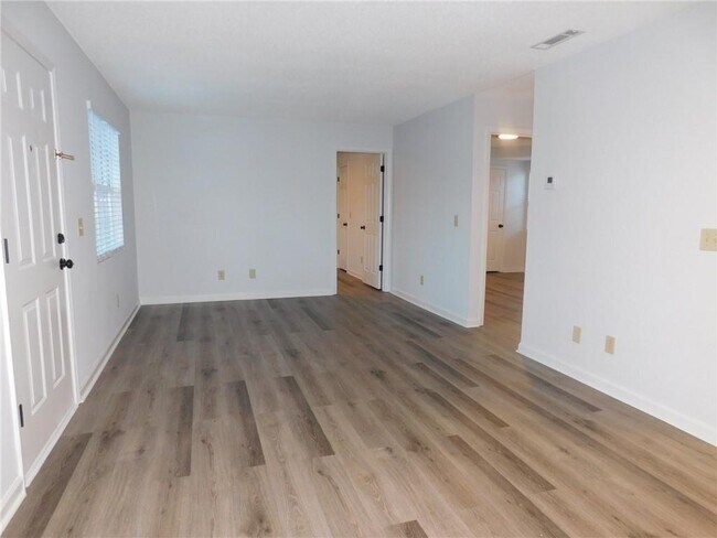 Foto del edificio - 37 Rock Garden Pl