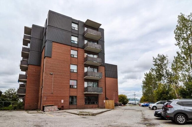 Building Photo - Birchmount Apartments - 2 Bedroom
