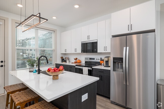 EastWood Townhomes - EastWood Townhomes