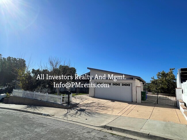 Building Photo - 4928 Concho Pl