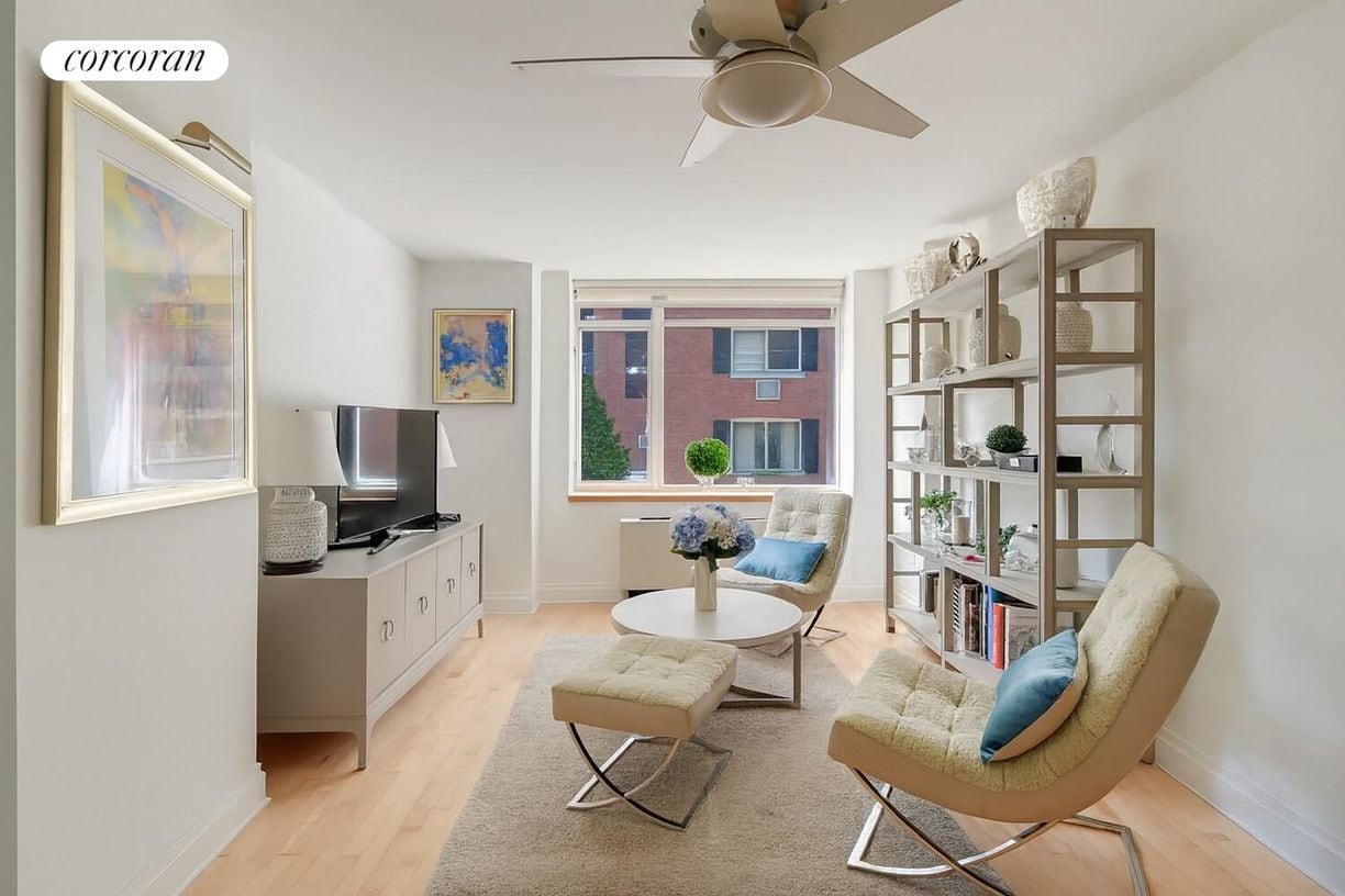 Foto principal - 1760 2nd Ave