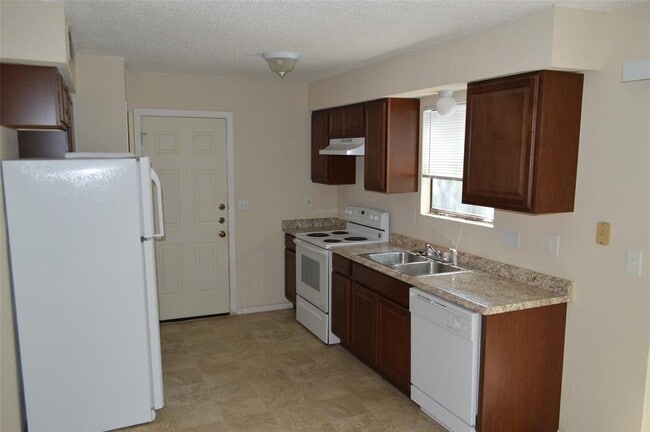 Foto del edificio - 9023 Sawtooth Ln