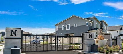 Building Photo - 373 N Stone Cyn Ln
