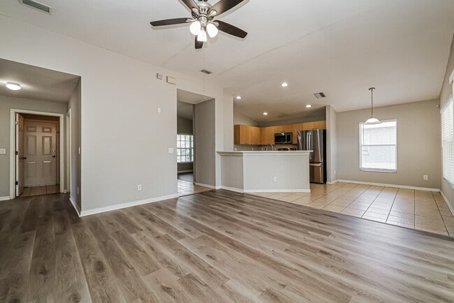 Building Photo - 11351 Coconut Island Dr