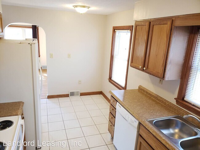 Building Photo - 3 br, 1 bath House - 282 Hilliard Road
