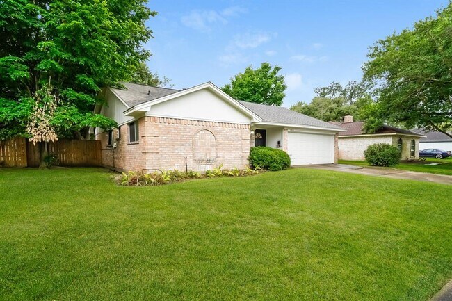 Foto del edificio - 10430 Rustic Gate Rd