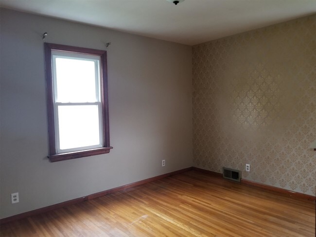 Foto del edificio - 711 E 5th St