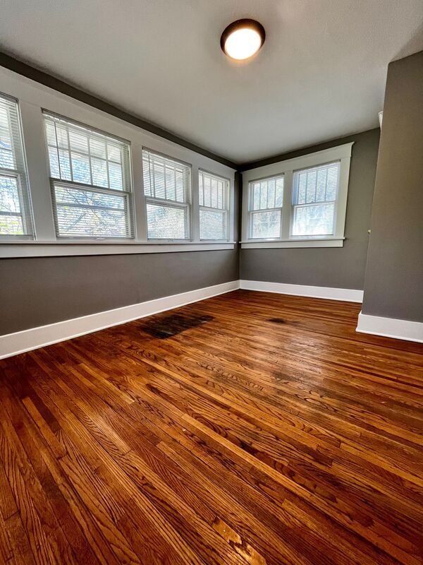 Foto del edificio - 1515 S 15th St