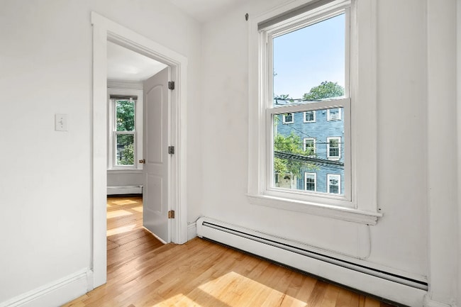 Foto del edificio - 82 Webster St